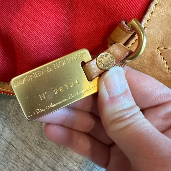 3 Vintage Dooney & Bourke Bags - Picture 7 of 11
